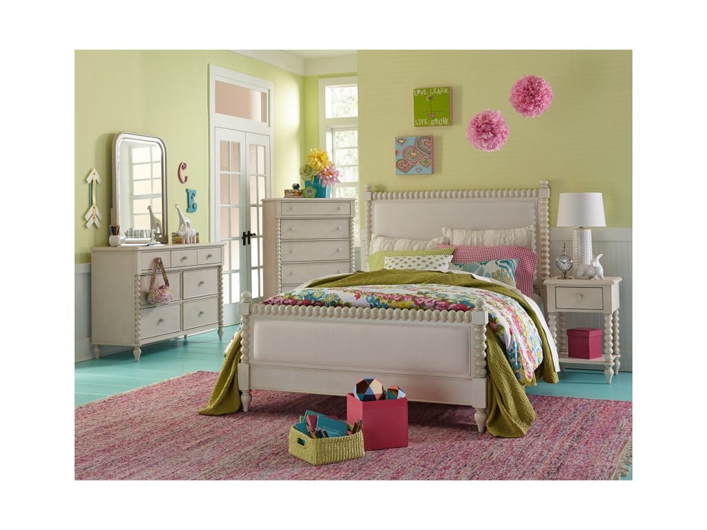 Cottage Bedroom