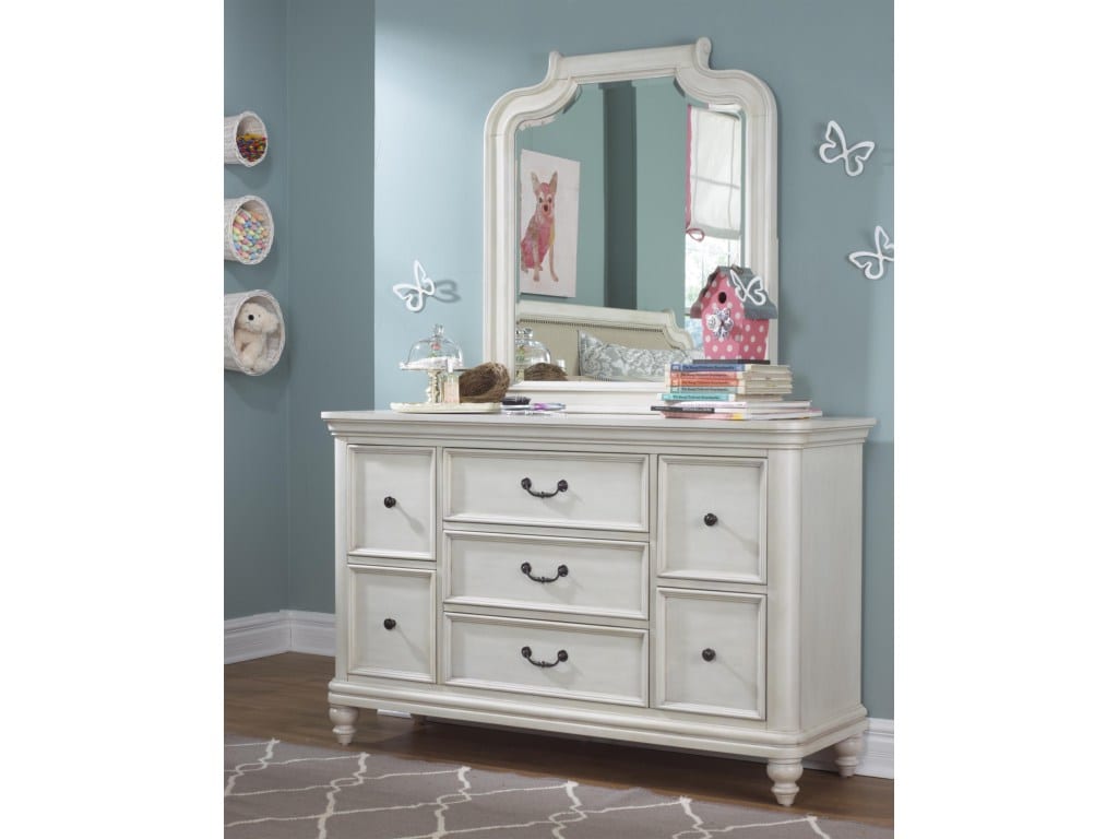 Soria Bedroom Collection